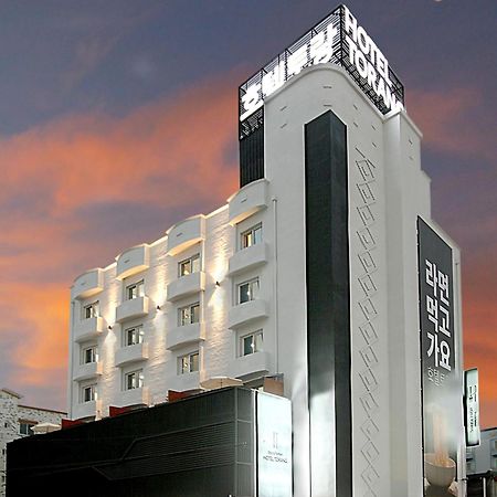 Hotel Torang جيونجو المظهر الخارجي الصورة