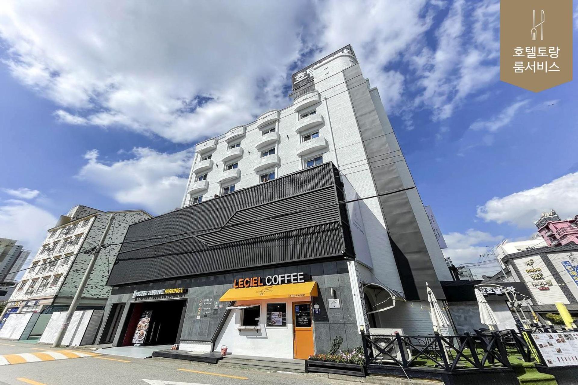 Hotel Torang جيونجو المظهر الخارجي الصورة
